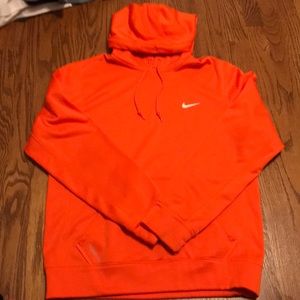 Nike therma-fit runners hoodie